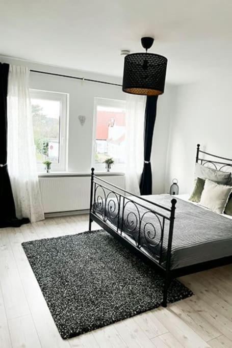 Modernes Apartment Mit Balkon Free Parking Netflix Целле Екстер'єр фото